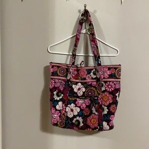 Vera Bradley tote bag